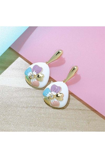 Pelin Aksesuar White Pastel Flower Patterned Earrings