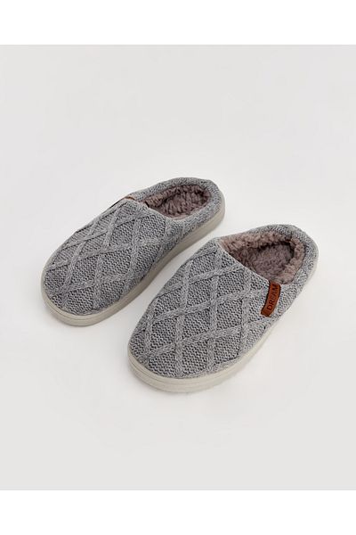 Chirpy Vision Women's Slippers - Comfortable and Stylish Design