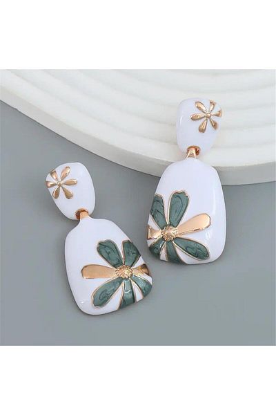 Pelin Aksesuar Smoked Flower Dangle White Design Earrings