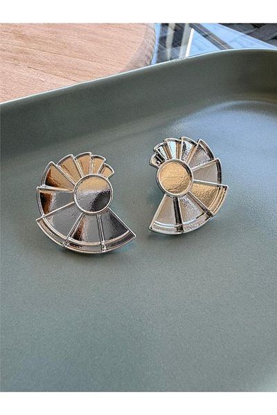 Pelin Aksesuar Silver Mussel Shaped Earrings