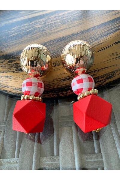 Pelin Aksesuar Red Cube Plaid Wooden Design Earrings