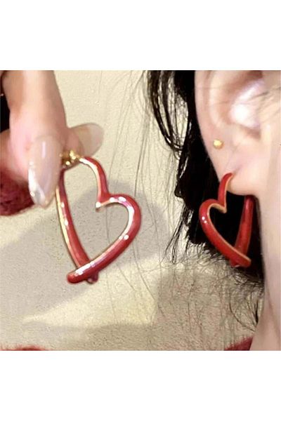 Pelin Aksesuar Heart Patterned Red Earrings