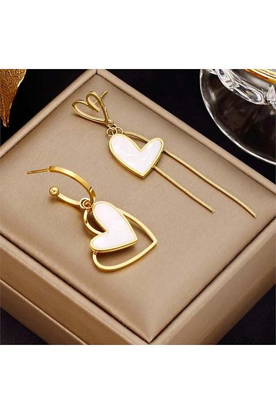 Pelin Aksesuar Asymmetrical Dangle White Heart Earrings