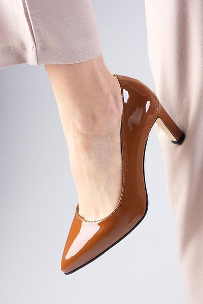 Mio Gusto Lita Tan Color Patent Leather Women's Stiletto Heeled Shoes