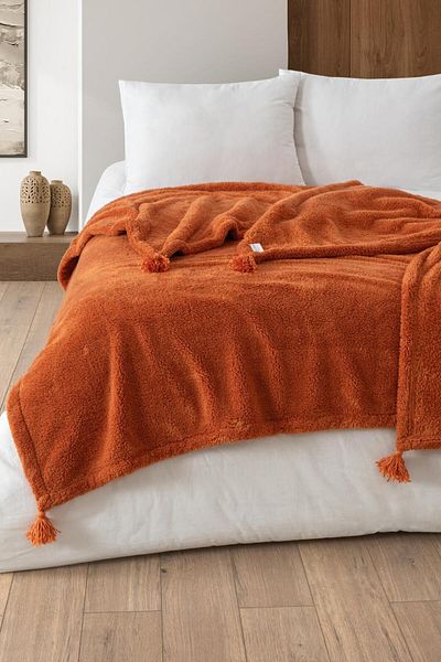 Denizli Concept Soft Brick Color Puffy Wellsoft Tasseled Blanket – Plush Tv Blanket