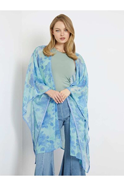 Guess آسيا المرأة الأعلى