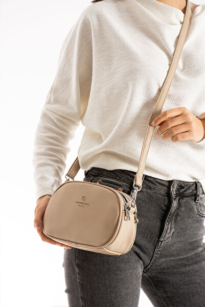 Morpelikan Women's Faux Leather Adjustable Cross Strap 3 Compartment Zipper Closure Sand Gray Shoulder Bag