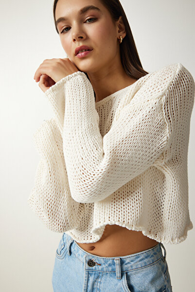 Happiness İstanbul Women's Ecru Seasonal Crop Knitwear Sweater PF00060