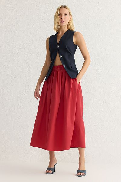 Trendyol Collection Roter, ausgestellter Maxi-Gurtbandrock mit elastischer Taille TWOSS25ET00017