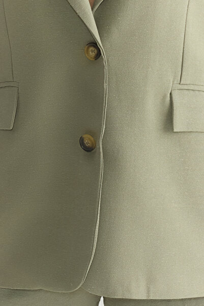 Trendyol Collection Khaki vászon megjelenésű, normál szabású, bélelt szőtt blézerkabát TWOSS25BC00004