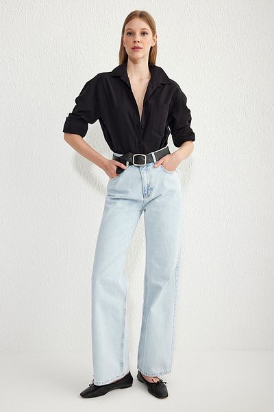 Trendyol Collection Blugi albastru deschis cu talie înaltă cu picioare late TWOSS25JE00092