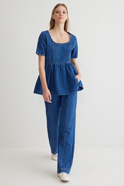 Trendyol Collection Blugi cu picior lat cu talie înaltă, cu cusături albastre, cu talie elastică TWOSS25JE00006