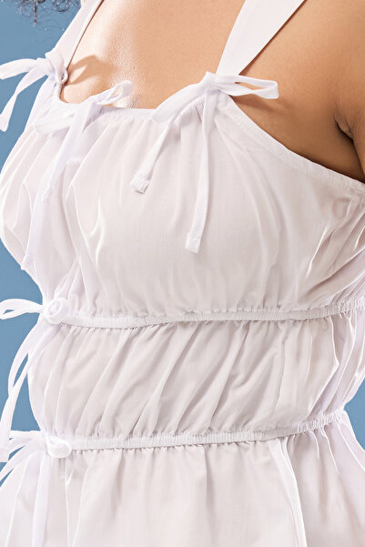 Trendyol Collection Bluză albă țesătă cu bretele cu gât pătrat TWOSS25BZ00113