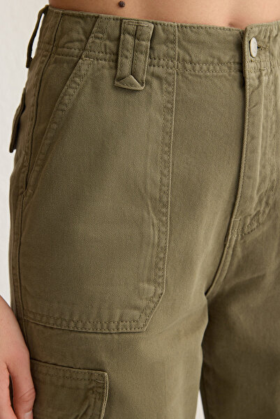 Trendyol Collection Khaki Cargo Pocket Cover Detailed High Waist Wide Leg Jeans Twoss25Je00030
