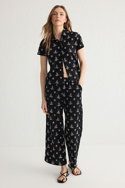 Trendyol Collection Black Embroidery/Scallop Detail Woven Bottom-Top Suit Twoss25Au00019