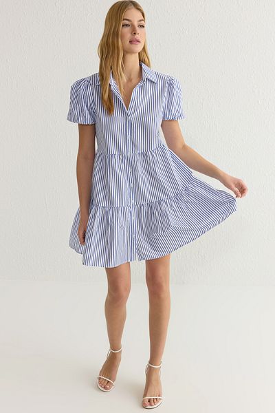 Trendyol Collection Ecrufarbenes, gestreiftes Mini-Webkleid TWOSS25EL00024