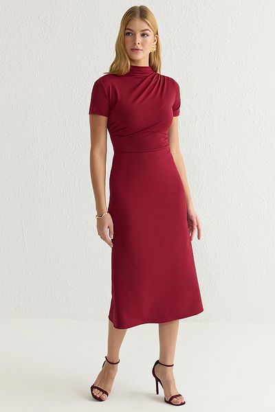 Trendyol Collection Rochie țesută midi din țesătură amestecată din țesătură tricotată burgundy TWOSS25EL00136
