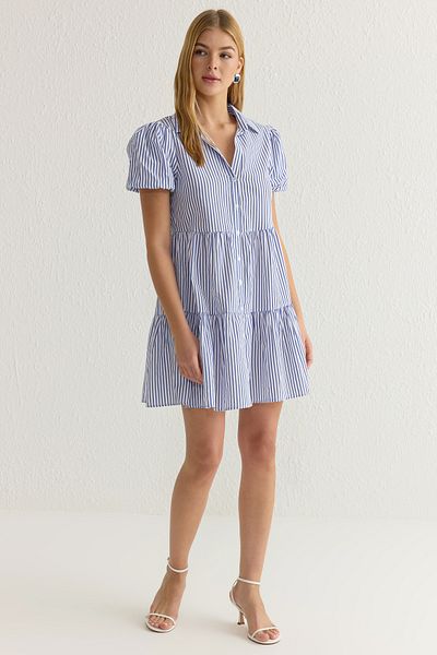 Trendyol Collection Ecrufarbenes, gestreiftes Mini-Webkleid TWOSS25EL00024