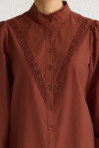 Trendyol Collection Кафява дантелена детайлна памучна стандартна стандартна тъкана риза Twoaw21Go0077