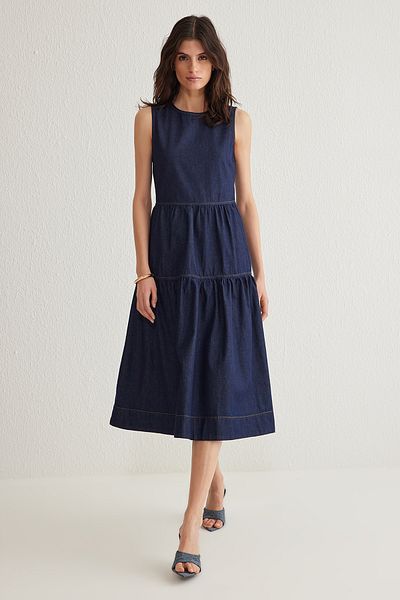 Trendyol Collection Maxi džínové šaty Blue Flounce Twoss25El00007