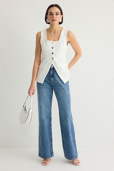 Trendyol Collection Vestă țesătă cu bretele groase cu guler pătrat alb TWOSS25YE00026