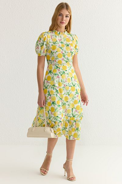 Trendyol Collection Gelbes, geblümtes, gerüschtes Midi-Webkleid TWOSS20EL0894