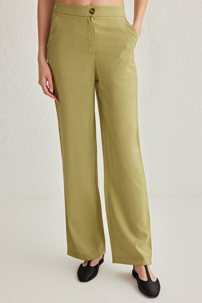 Trendyol Collection Oil Green Soft Tuexed Regular Vest Wide Leg Pants Woven Top and Bottom Suit Twoss25Au00027