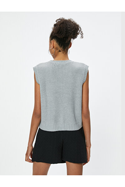 Koton Crew Neck Sleeveless Knitted Textured Sweater