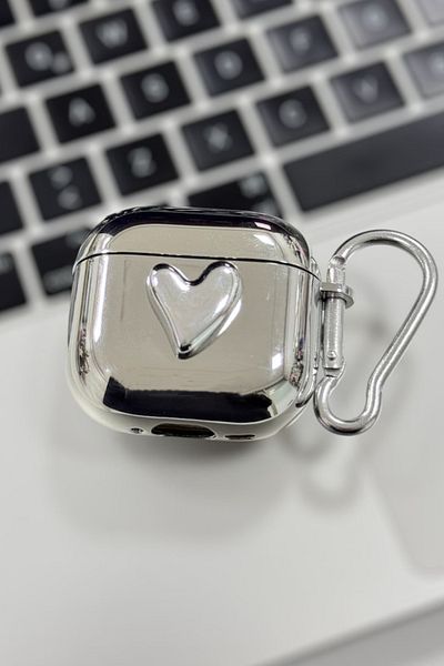 KVK PRİVACY 4. Generation Compatible 2024 Headphone Case with Hook Silver Heart