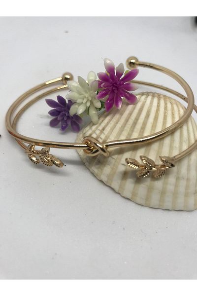 Store Adjustable Leaf and Knot Bracelet