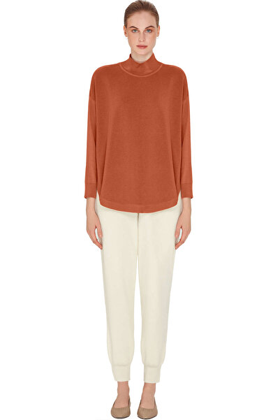 QUO Yoqı Yüksek Yakalı Triko Kazak