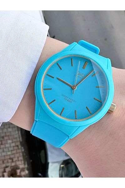 Q&Q Light Blue Unisex Sports Wristwatch with Silicone Cord - 10 Bar Waterproof