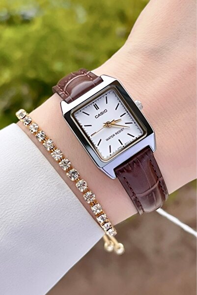 Casio Kasası Gümüş Kordonu Kahverengi Renk Kadın Kol Saati