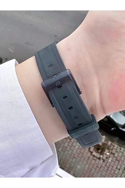 Q&Q Women's Waterproof Plastic Cord Wristwatch