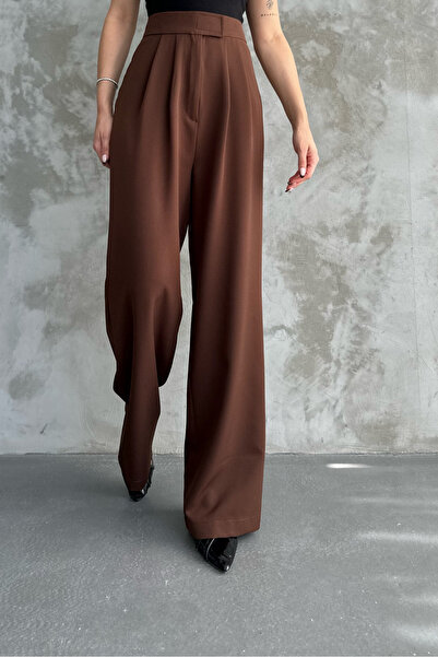 macharel jeans Γυναικείο φαρδύ παντελόνι στα πόδια με ψηλόμεσο και λεπτομέρεια σιρκουί