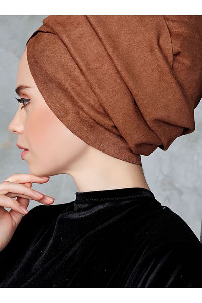Differenza Cinnamon Colored Suede Wrapped Bonnet