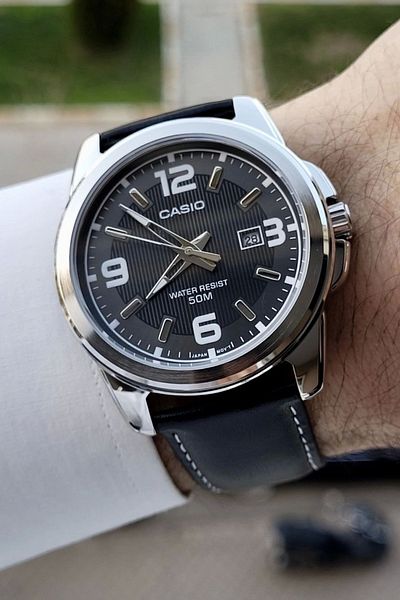 Casio Case Silver Cord Black Color 5 Atm Men's Wristwatch