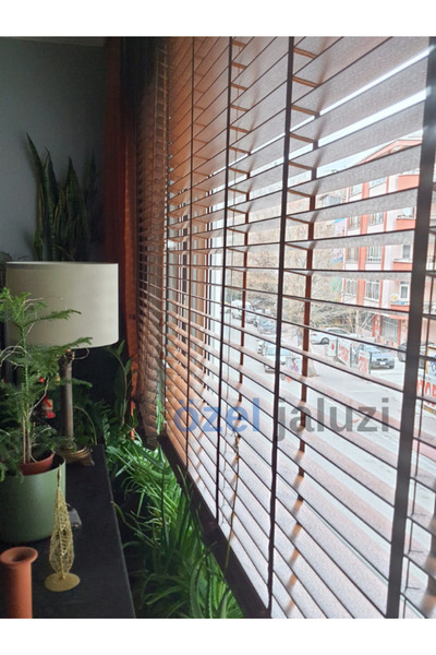 Özel Jaluzi Kahverengi 50 MM Ahşap Görünümlü Jaluzi