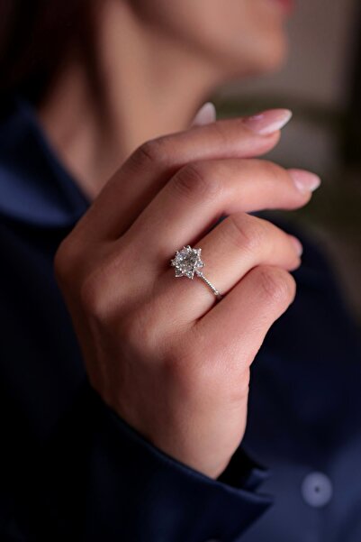 Kiriş Gümüş 925 Ayar Gümüş Lotus Çiçeği Kadın Yüzük (AŞK GÜNEŞİ) (TEKTAŞ)