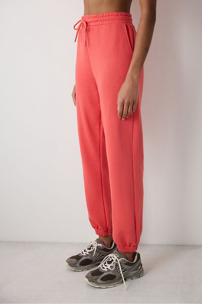 Penti Korallenrote Jogginghose mit hoher Taille und Taschen
