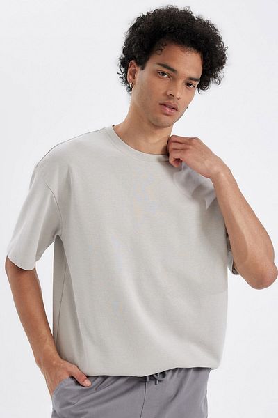 DeFacto Oversize Wide Fit Crew Neck Krátký rukáv Základní hladké tričko z těžké tkaniny X3926Az24Au