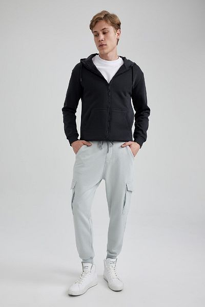 DeFacto Basic Plain Zip-Up Sweatshirt X8331Az23Au with Soft Furry Pocket Inside Hooded Regular Fit