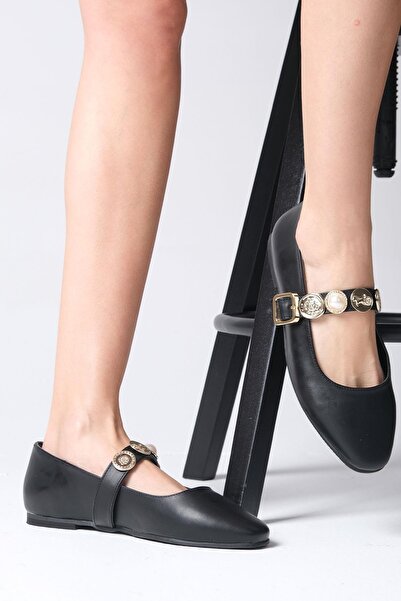 Mio Gusto Victoria Black Color Buckle Detailed Blunt Toe Women's Ballerina Shoes