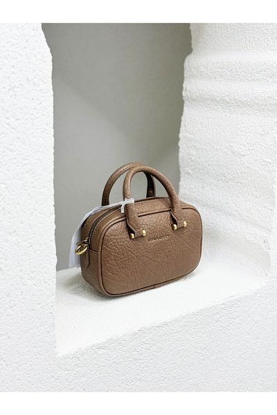 David Jones Cm7100 Model Women's Crossbody Bag - Hand and Design
