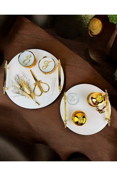 CyzHome Commitment Gold Polyester Engagement Tray