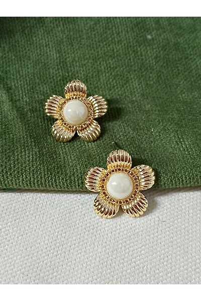 mos&more Gold Cream Stone Flower Stylish Women's Earrings