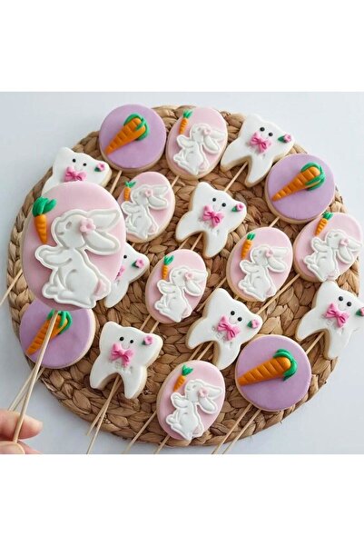 Tatlı Armağanlar Isimli Çubuklu Tavşancıklı Bebek Diş Butik Kurabiye - 20 Adet