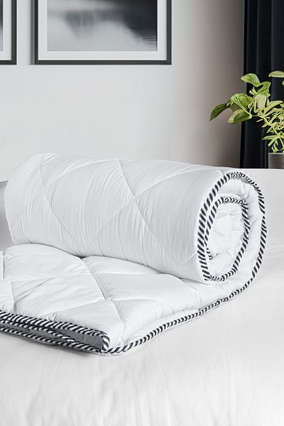 Pierre Cardin Comfort Quilt - Single Anthracite Model