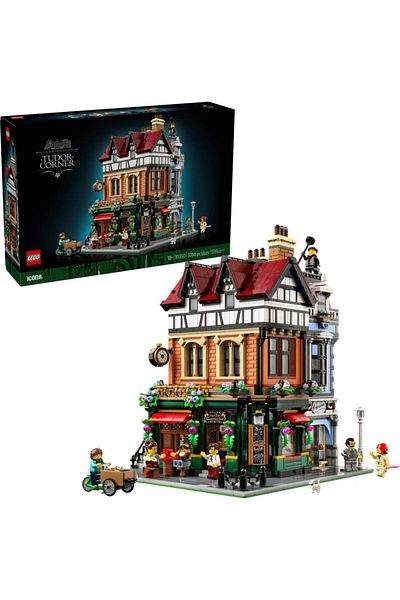 LEGO Icons 10350 Tudor Corner (3266 Pieces)