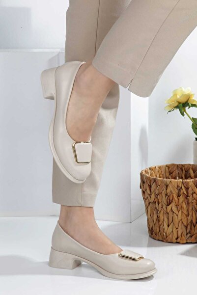 No 35 Kadın Topuklu Kare Tokalı Babet